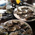 De oesters vòòr het serveren